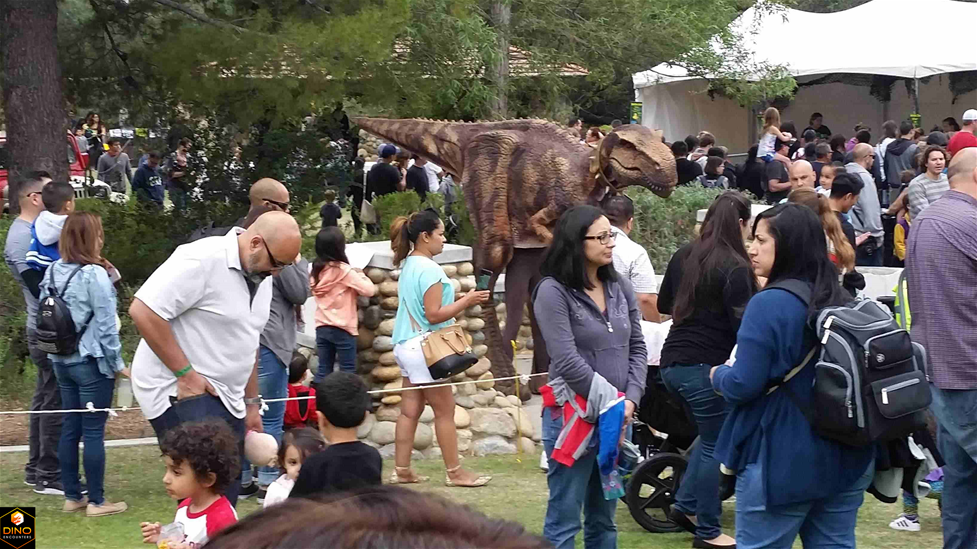 Rocky the T-Rex Photo Ops!